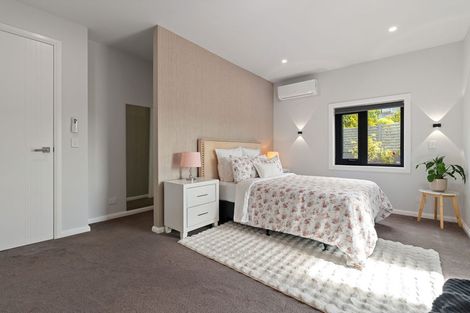 Photo of property in 35 Grumman Lane, Newlands, Wellington, 6037