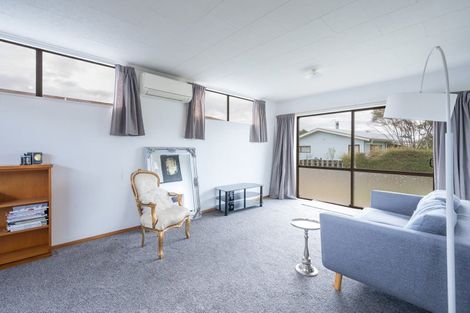 Photo of property in 7a Windlesham Place, Wakefield, 7025