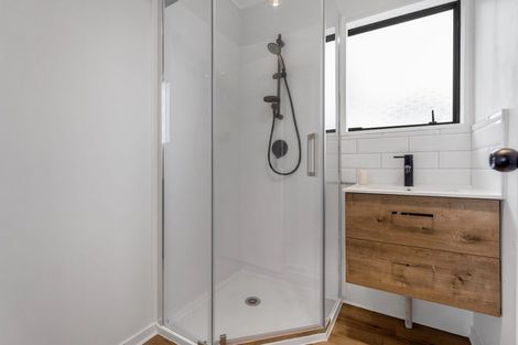 Photo of property in 2/17 Kent Road, Manurewa, Auckland, 2102