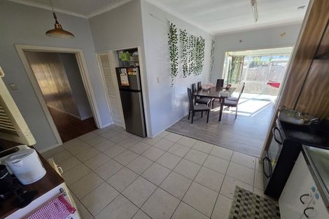Photo of property in 60 Carruth Road, Papatoetoe, Auckland, 2025