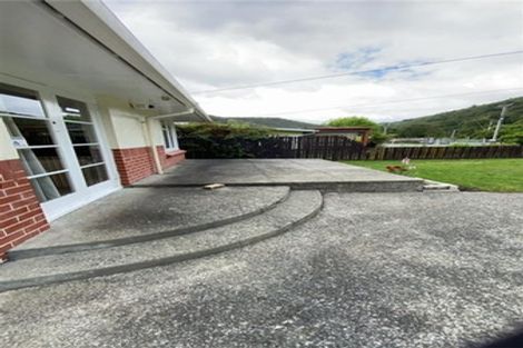 Photo of property in 210 Akatarawa Road, Birchville, Upper Hutt, 5018