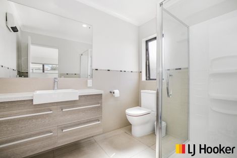 Photo of property in 3 Manene Street, Wattle Downs, Auckland, 2103
