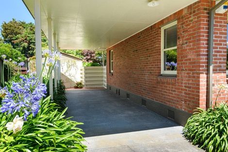 Photo of property in 26 Saint Albans Avenue, Hokowhitu, Palmerston North, 4410