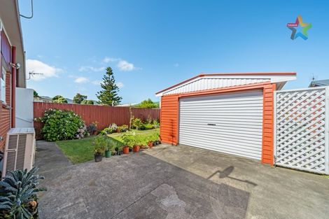 Photo of property in 33a Percy Cameron Street, Avalon, Lower Hutt, 5011