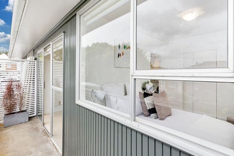 Photo of property in 10/11 Kingsway Avenue, Sandringham, Auckland, 1025