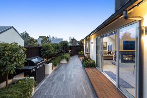 Photo of property in 18 Millpond Place, Parklands, Christchurch, 8083