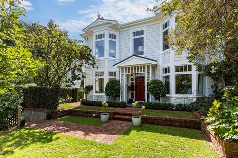 Photo of property in 22 Plunket Street, Kelburn, Wellington, 6012