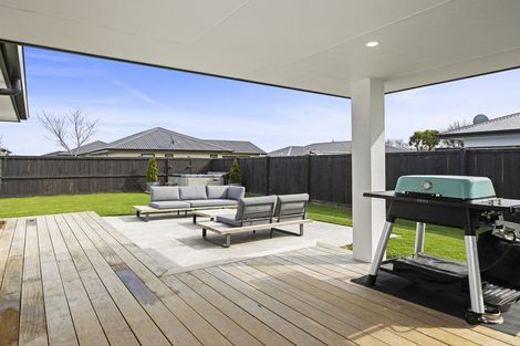 Photo of property in 115 Wingatui Road, Mosgiel, 9024