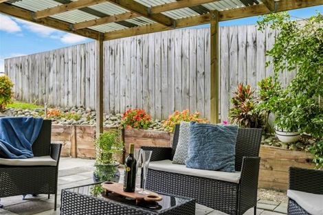 Photo of property in 22 Gordon Stanley Drive, Massey, Auckland, 0614