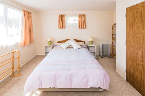 Photo of property in 5 Gibson Place, Dannevirke, 4930