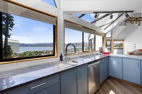 Photo of property in 80 Tio Tio Road, Seatoun, Wellington, 6022