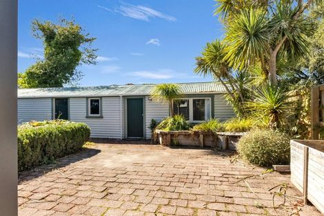 Photo of property in 10 Fonblanque Street, Westport, 7825