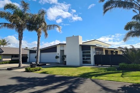 Photo of property in 11 Pacific Park Way, Papamoa Beach, Papamoa, 3118