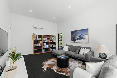 Photo of property in 7 Carnaby Close, St Albans, Christchurch, 8052