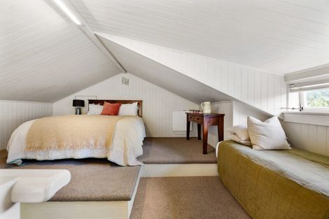 Photo of property in 16 Reynolds Road, Havelock North, 4130