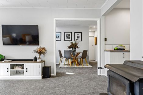 Photo of property in 70 Woodbury Street, Russley, Christchurch, 8042