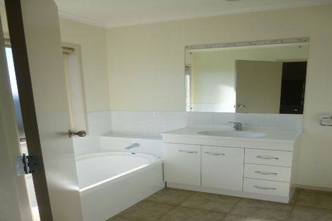 Photo of property in 15 Peregrine Place, Welcome Bay, Tauranga, 3112