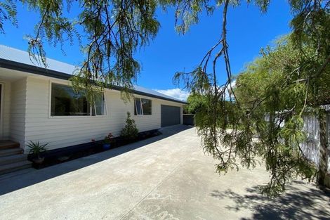 Photo of property in 30 Feary Crescent, Takaka, 7110