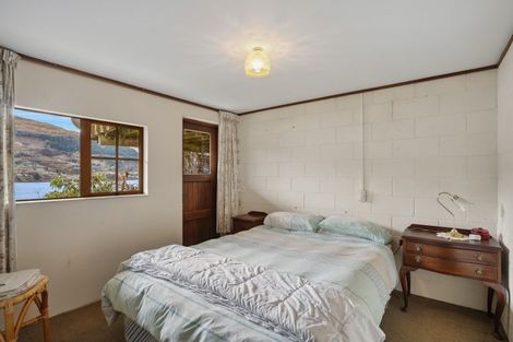 Photo of property in 367 Peninsula Road, Kelvin Heights, Queenstown, 9300