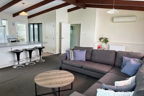 Photo of property in 19 Nimmo Avenue, Waikanae, 5036