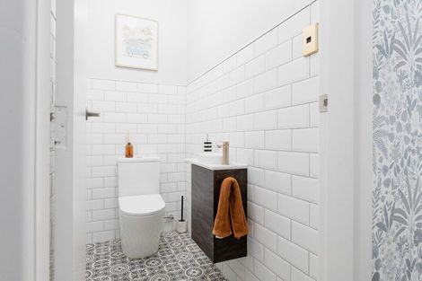 Photo of property in 24a Hunter Street, Hamilton Lake, Hamilton, 3204