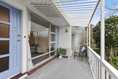 Photo of property in 2/8 Wedgewood Avenue, Cashmere, Christchurch, 8022