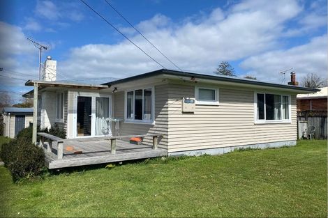 Photo of property in 83 Aurora Terrace, Hillcrest, Hamilton, 3216