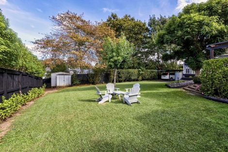 Photo of property in 54 Redlands Grove, Swanson, Auckland, 0612
