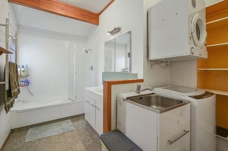 Photo of property in 56 Aroha Avenue, Sandringham, Auckland, 1025