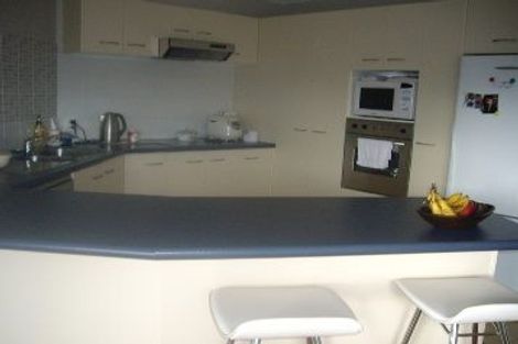 Photo of property in 9 Fleetwood Drive, Henderson, Auckland, 0612