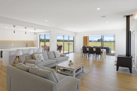 Photo of property in 14 Hayes Road, Kirwee, Christchurch, 7671