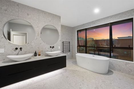 Photo of property in 8 Crawford Close, Amberley, 7410