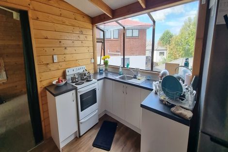 Photo of property in 96 Waimumu Road, Massey, Auckland, 0614