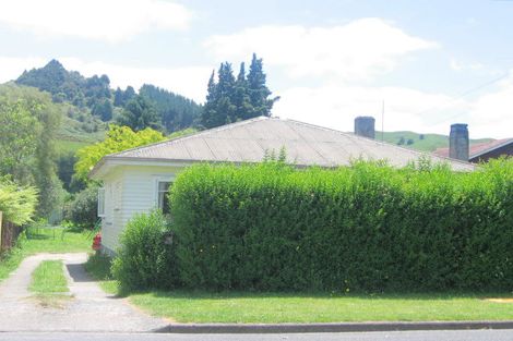 Photo of property in 74 Ngatai Street, Taumarunui, 3920
