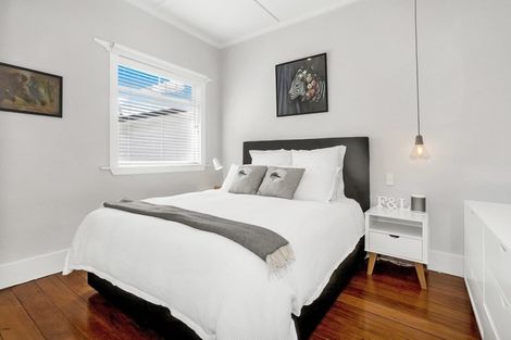 Photo of property in 9 Powell Street, Avondale, Auckland, 1026