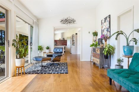 Photo of property in 135c Hutchinson Road, Helensville, 0875