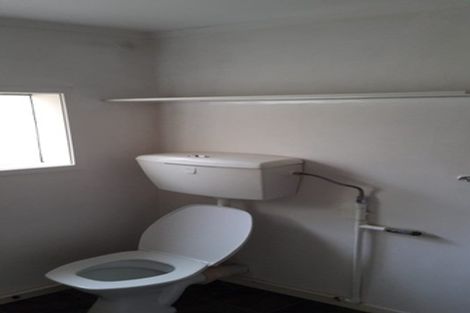 Photo of property in 14 Tatyana Place, Massey, Auckland, 0614