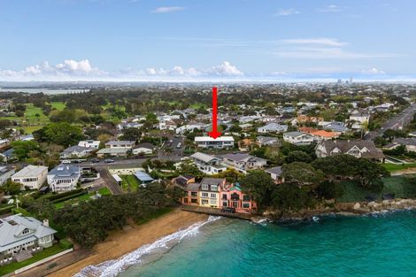 Photo of property in 2/103 Vauxhall Road, Narrow Neck, Auckland, 0624