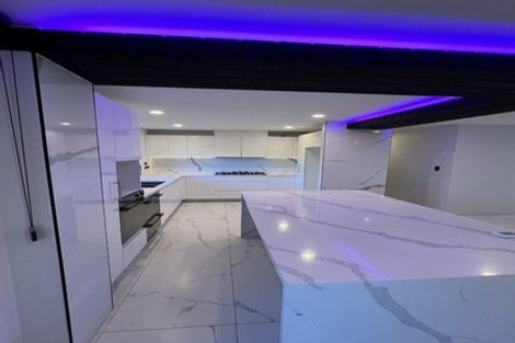 Photo of property in 5 Wyon Way, Flat Bush, Auckland, 2016