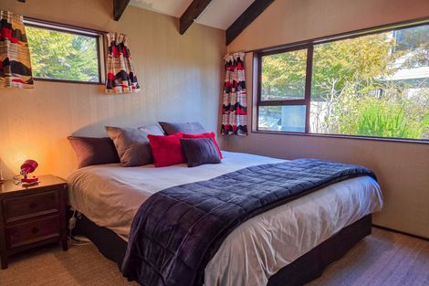 Photo of property in 10 Hamilton Drive, Lake Tekapo, 7999