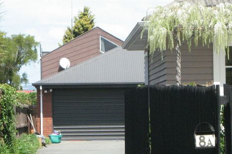 Photo of property in 2/8a Dunedin Street, Redwood, Christchurch, 8051