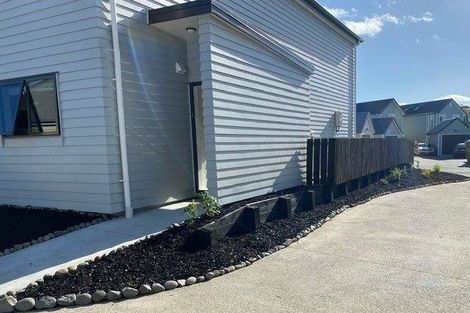 Photo of property in 18 Warbler Crescent, Papakura, 2110