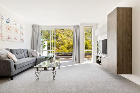 Photo of property in 9 Sanremo Lane, Stanmore Bay, Whangaparaoa, 0932