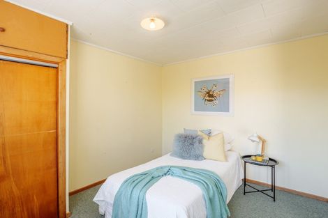 Photo of property in 33 Park Street, Winton, 9720