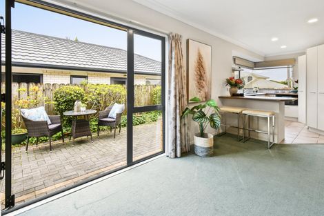 Photo of property in 2a Dan Bryant Place, Pukekohe, 2120