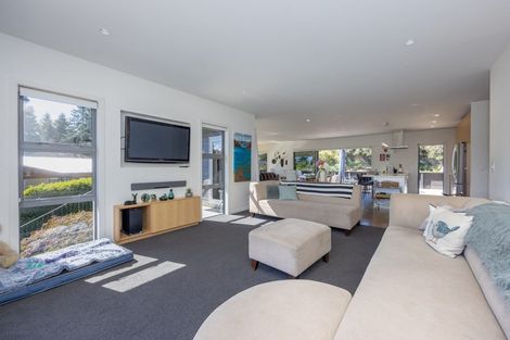 Photo of property in 16 Bevan Place, Wanaka, 9305