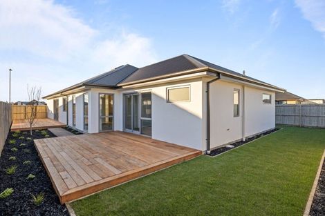 Photo of property in 18 Mckerrow Street, Marshland, Christchurch, 8083