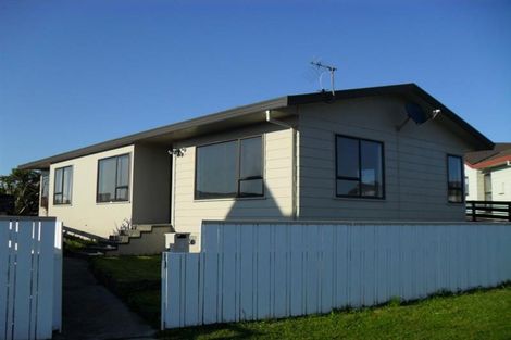 Photo of property in 7 Jasmine Grove, Maungaraki, Lower Hutt, 5010