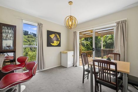 Photo of property in 15 Westhaven Drive, Tawa, Wellington, 5028