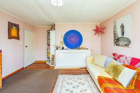 Photo of property in 10 Waitai Street, Castlecliff, Whanganui, 4501